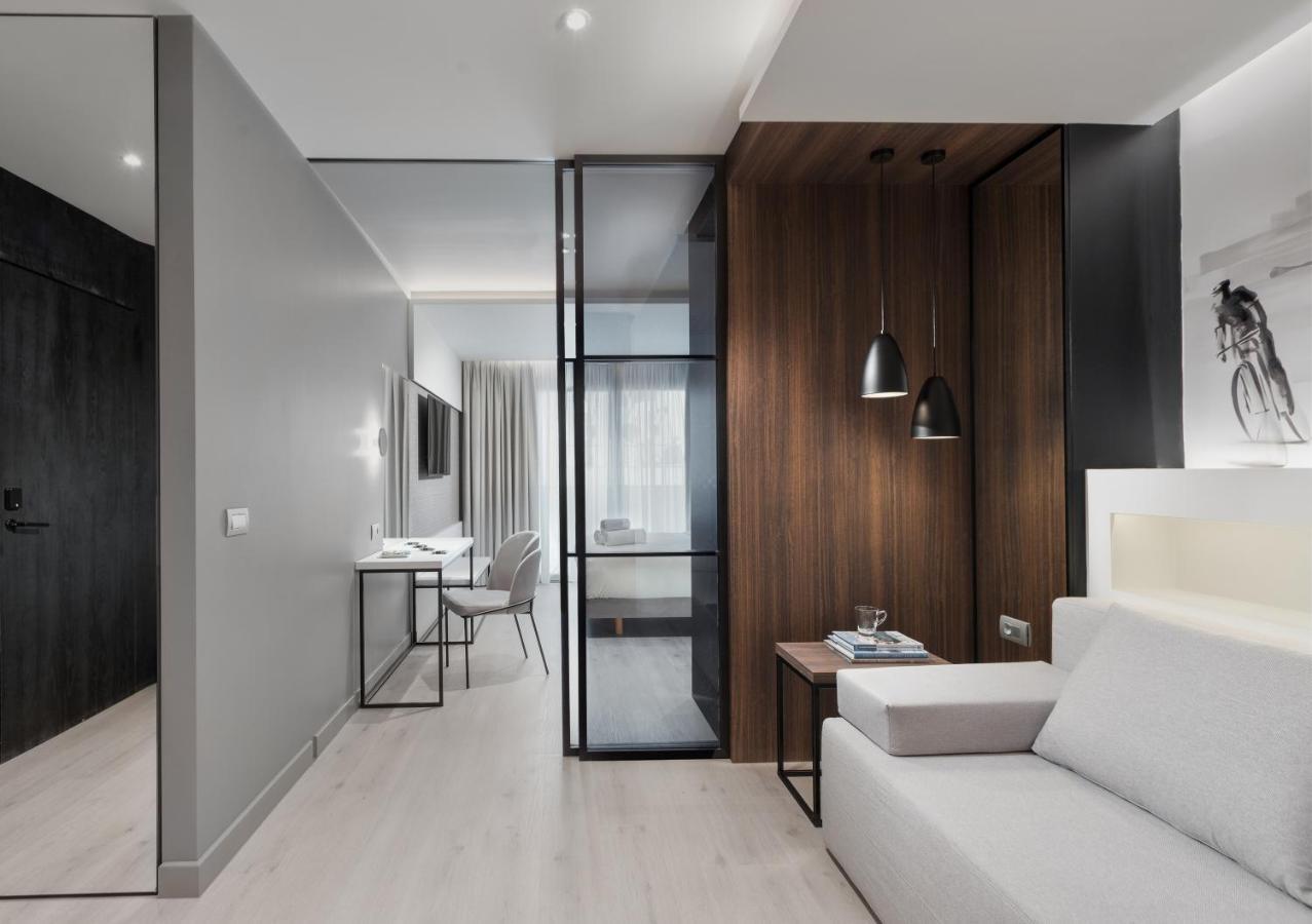 Ivis 4 Boutique Hotel Афины Экстерьер фото